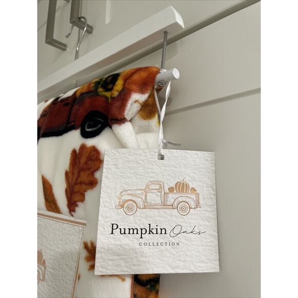 RED VINTAGE TRUCK Pumpkin Oaks Fall Autumn Leaf SUNFLOWERS Plush 50x70” Blanket - Picture 5 of 5
